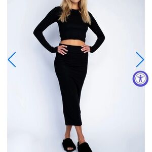 Skatie Black Midi Skirt